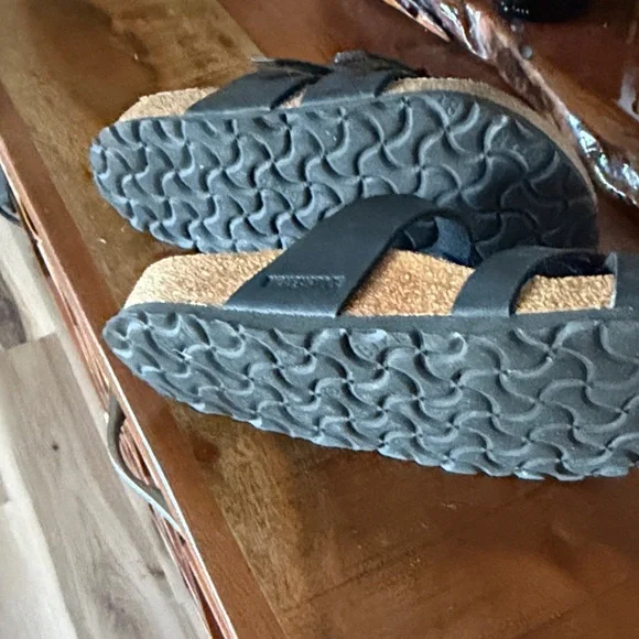 Black Birkenstock Mayari Sandals - Picture 6 of 6